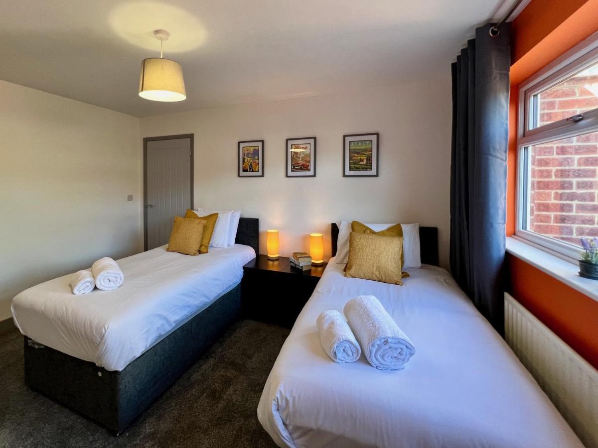 Curzon House One - Great For Contractors Or Family Holidays Cleethorpes Esterno foto