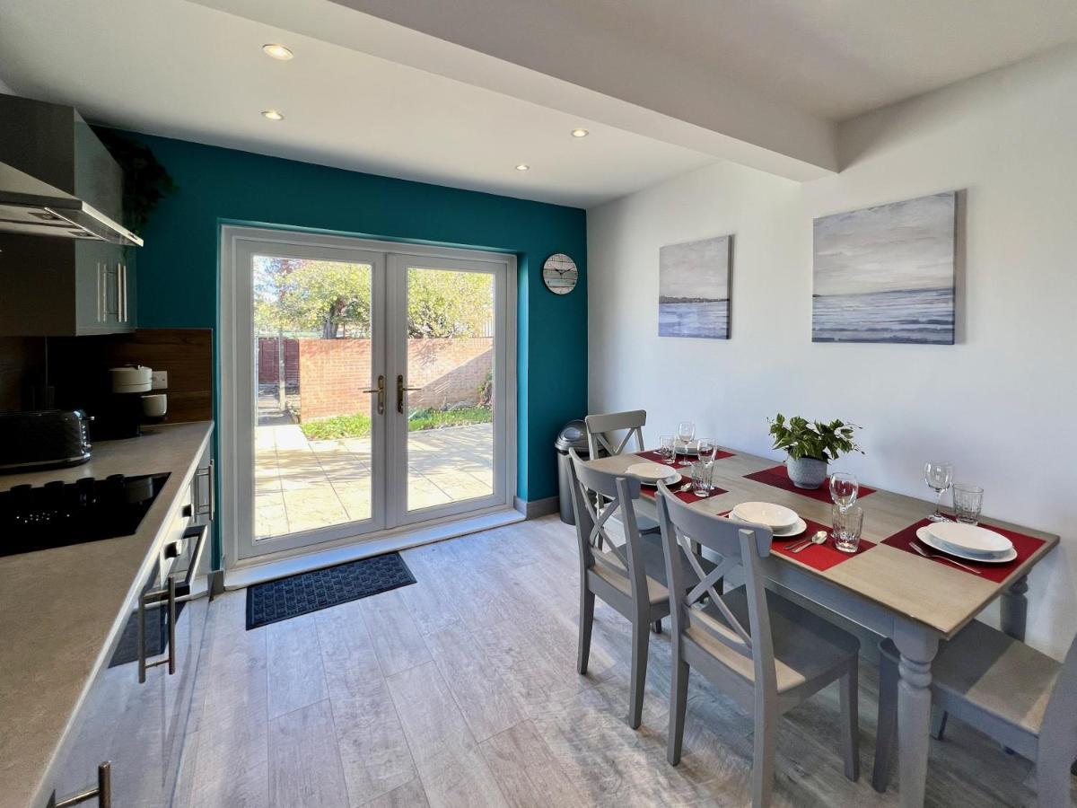 Curzon House One - Great For Contractors Or Family Holidays Cleethorpes Esterno foto